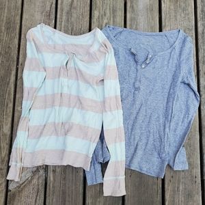 2 AE feather light Henley long-sleeve sz lrg